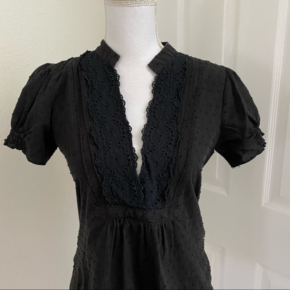 Love on a Hanger Black Swiss Dot Mock Neck Crochet Panel Front Blouse Sz Lg - Picture 2 of 9